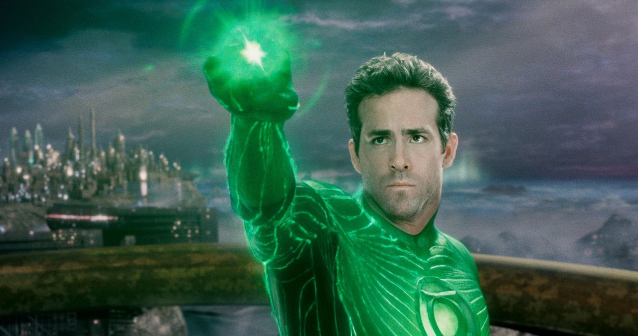 "Green Lantern" to film z 2011 roku z Ryanem Reynoldsem w roli głównej, który mimo gwiazdorskiej obsady, okazał się totalną klapą. Wśród fanów produkcji DC pojawiły się spekulacje dotyczące tego, że aktor miałby wrócić do roli. James Gunn zabrał głos i uciął wszelkie plotki.