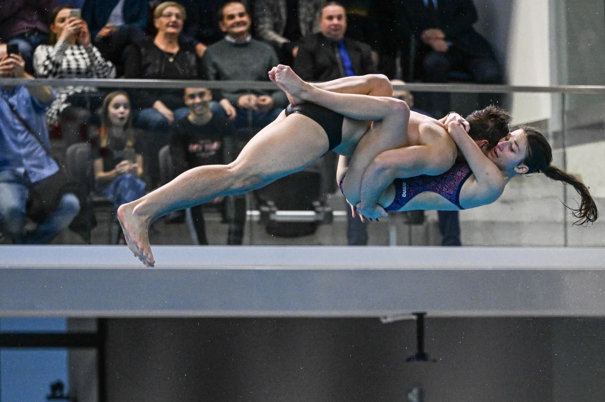 W Rzeszowie otwarto nowy basen pływacki. Kosztował 26 mln zł. Został sfinansowany ze środków miasta oraz Funduszu Rozwoju Kultury Fizycznej. Jak zaznaczyła prezes PZP Otylia Jędrzejczak, "jest jednym z najlepszych, jak nie najlepszym na naszym kontynencie".