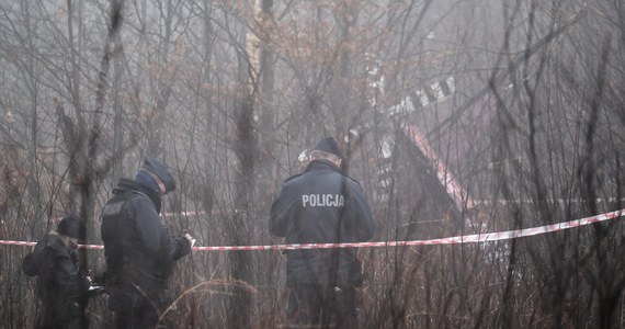 Katowicka prokuratura umorzyła śledztwo w sprawie katastrofy śmigłowca w kompleksie leśnym koło Pszczyny, w której w lutym ubiegłego roku zginął 80-letni przedsiębiorca i milioner Karol Kania oraz 50-letni pilot.