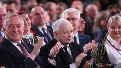 Kaczyński ukarany za słowa, że "kobiety dają w szyję"