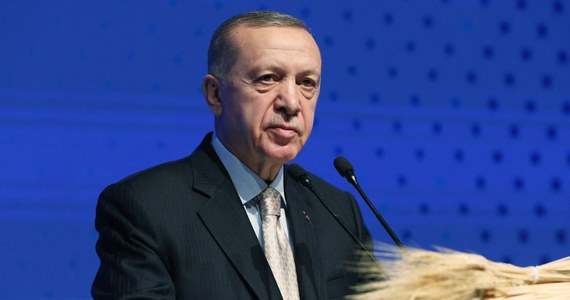 Turcja zwróciła się do Rosji o wsparcie w kwestii północnej Syrii, gdzie planujemy przeprowadzenie ofensywy wojsk lądowych - przyznał turecki prezydent Recep Tayyip Erdogan. 