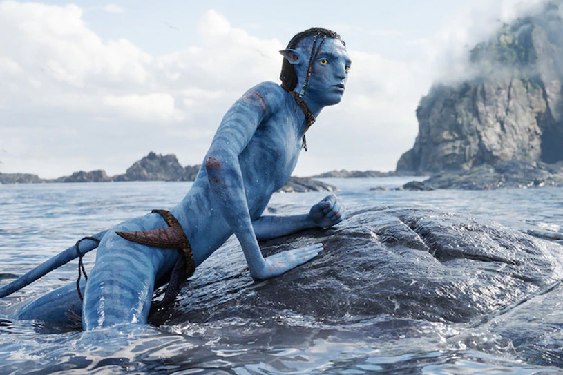 525 milionów dolarów na całym świecie - dokładnie taką kwotę według pierwszych wyliczeń analityków zarobi w weekend otwarcia nowe dzieło Jamesa Camerona "Avatar: Istota wody". Jeśli te prognozy się sprawdzą, będzie to doskonały start dla filmu, którego poprzednik zarobił w kinach blisko trzy miliardy dolarów. Szanse są spore, bo drugi "Avatar" będzie wyświetlany w 52 tysiącach kin na całym świecie.
