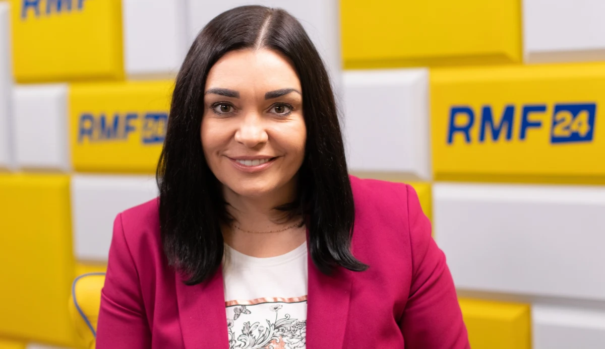 "Nie wiem, jak ta ustawa będzie wyglądała. Nie wierzę PiS-owi, PiS zmienia zdanie" - mówiła w Porannej rozmowie w RMF FM Magdalena Sroka - prezes Porozumienia - pytana, czy poprze najnowszą propozycję dot. zmian w sądownictwie, która miałaby umożliwić odblokowanie pieniędzy z Krajowego Planu Odbudowy. "Ja w ciemno na nic się z PiS-em nie umówię" - zapewniła. 