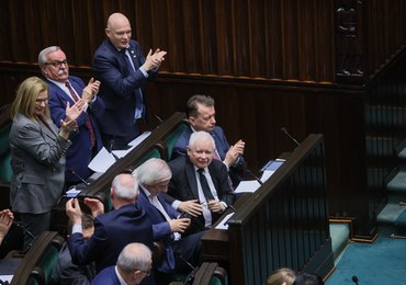 Sejm uchwalił budżet na 2023 r. Dochody wyniosą ponad 600 mld zł