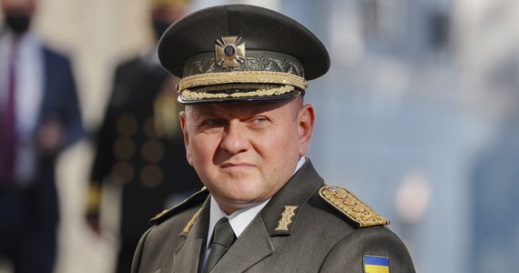 ​Dowódca Sił Zbrojnych Ukrainy gen. Wałerij Załużny powiedział, że Rosja może podjąć drugą próbę zaatakowania Kijowa. Według niego Rosjanie szkolą teraz "około 200 tysięcy świeżych żołnierzy".