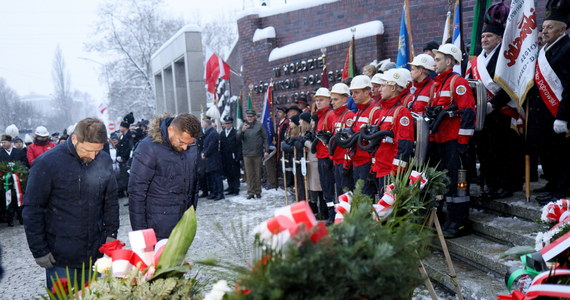 W kalendarzu 16 grudnia, czyli 41. rocznica pacyfikacji kopalni Wujek w Katowicach. O godz. 11.00 w mieście rozległ się dźwięk syren alarmowych – w ten sposób uczczono pamięć 9 górników zastrzelonych przez zomowców. 