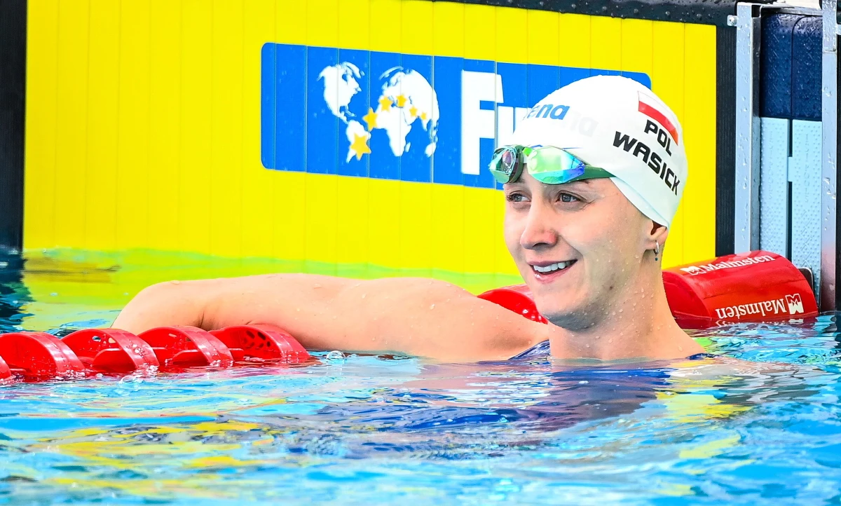 "Cieszę się z tego, co mam" - powiedziała Katarzyna Wasick po zdobyciu srebrnego medalu w wyścigu na 50 m stylem dowolnym mistrzostw świata w pływaniu na krótkim basenie w Melbourne. Szybsza od Polki była Australijka Emma McKeon.
