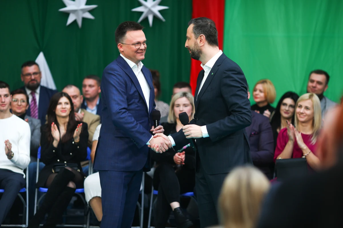 "Dialog to warunek skutecznej polityki i rządzenia" - mówił w Płocku (Mazowieckie) prezes PSL Władysław Kosiniak-Kamysz, inaugurując projekt ludowców „Uczciwa Polska”. Zaproszony na spotkanie lider Polski 2050 Szymon Hołownia przekonywał, że w polityce potrzebna jest zmiana pokoleniowa.