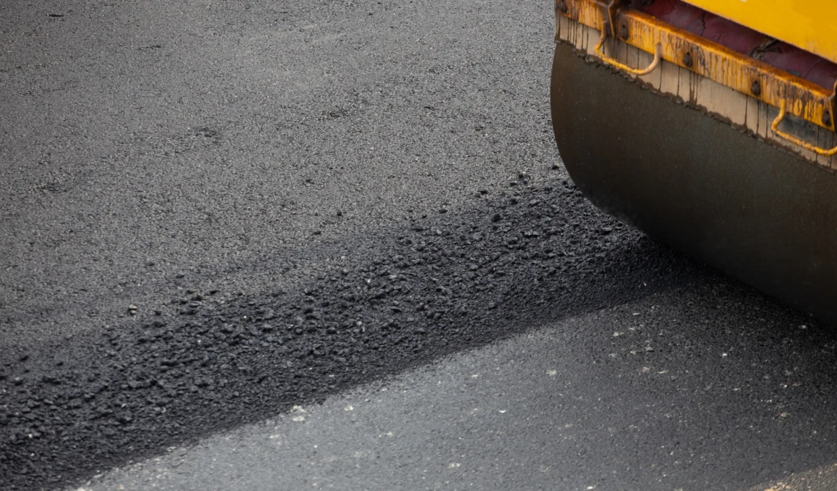 Pogoda pokrzyżowała plany drogowcom na częstochowskim odcinku autostrady A1. Nie udało im się dokończyć układania części nawierzchni bitumicznej.