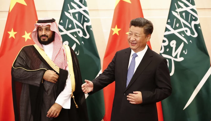Chiny i Arabia zacieśniają współpracę. "To spadek znaczenia USA w regionie"