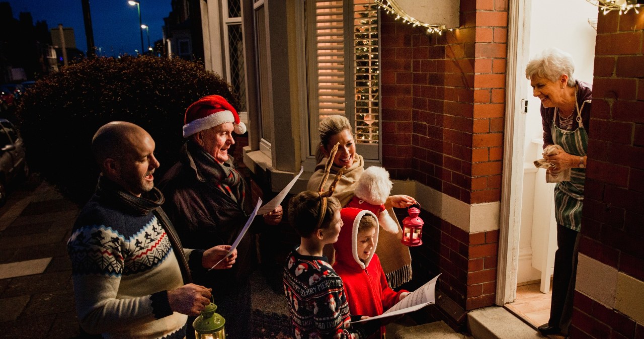 Śpiewanie leczy. Jak kolędowanie wspiera mózg, serce i odporność?