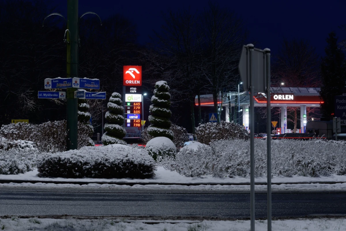 PKN Orlen nie przedłuży kontraktu na dostawy rosyjskiej ropy, który wygasa w styczniu 2023 r. Na podstawie tej umowy miesięczne dostawy tego surowca do Polski wynosiły 300 tys. ton.