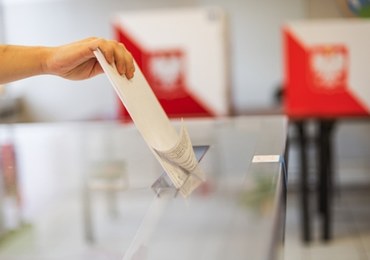Sondaż: Czy KO, Lewica, Polska 2050 i PSL powinny wystartować na jednej liście wyborczej?