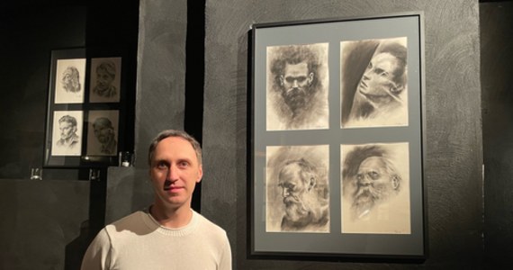 ​Na co dzień jest urologiem, ale oprócz zainteresowań medycznych jego pasją jest rysunek.  Dr Tomasz Wiatr ma na swoim koncie ponad 30 wystaw, a jedną z nich obecnie można podziwiać w sali Teatru 38 w krakowskim Klubie "Pod Jaszczurami".