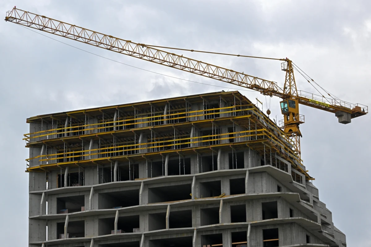 Najnowsze, grudniowe badania wskazują na przesunięcie oczekiwań inflacyjnych w kierunku niższej inflacji w Polsce względem poprzedniego miesiąca - wynika z najnowszych danych GUS. Co to oznacza? Polacy liczą, że w końcu inflacja zacznie spadać. Co się z tym wiąże, spodziewają się również spadków cen w sklepach. Pytanie tylko, czy na razie jest to możliwe. 
