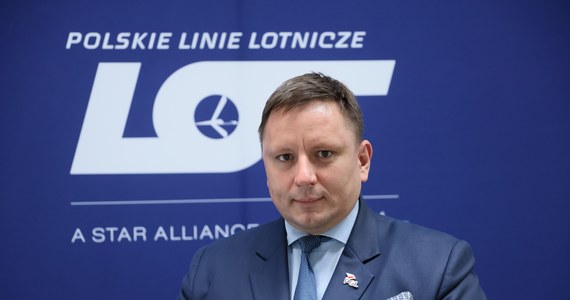 Prezes Polskich Linii Lotniczych LOT Rafał Milczarski został odwołany.  Rady nadzorcze usunęły go właśnie zarówno z funkcji szefa narodowego przewoźnika i Polskiej Grupy Lotniczej.