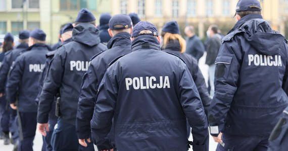 ​Część zarządów wojewódzkich NSZZ Policjantów nie zgadza się z zawieszeniem akcji protestacyjnej. Wielu szeregowych związkowców jest także zdziwionych i oburzonych decyzją Zarządu Głównego. 