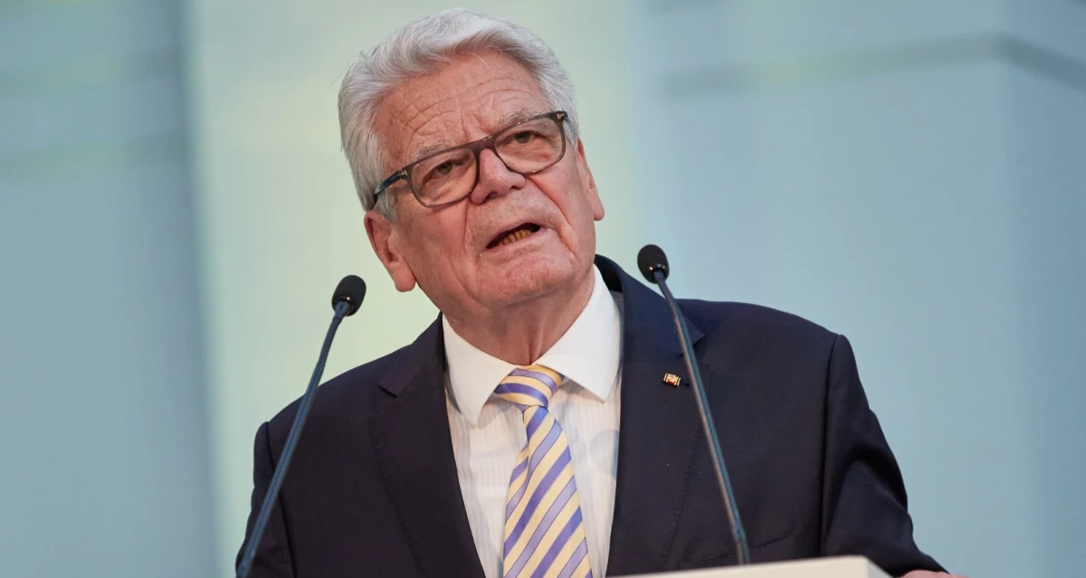 Sukces ukraińskiej armii leży w naszym interesie - powiedział były prezydent Niemiec Joachim Gauck w wywiadzie dla RedaktionsNetzwerk Deutschland (RND). Dodał, że w sprawie Nord Stream 2 Berlin powinien był słuchać sąsiadów ze Wschodu - Polski i krajów bałtyckich. 
