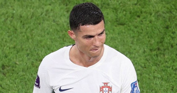 Cristiano Ronaldo spodziewany jest na testach medycznych w Al-Nassr - poinformowała stacja CBS Sports, powołując się na źródło w saudyjskim klubie. Słynny Portugalczyk jest wolnym piłkarzem po tym, jak tuż przed mundialem w Katarze rozwiązał kontrakt z Manchesterem United.