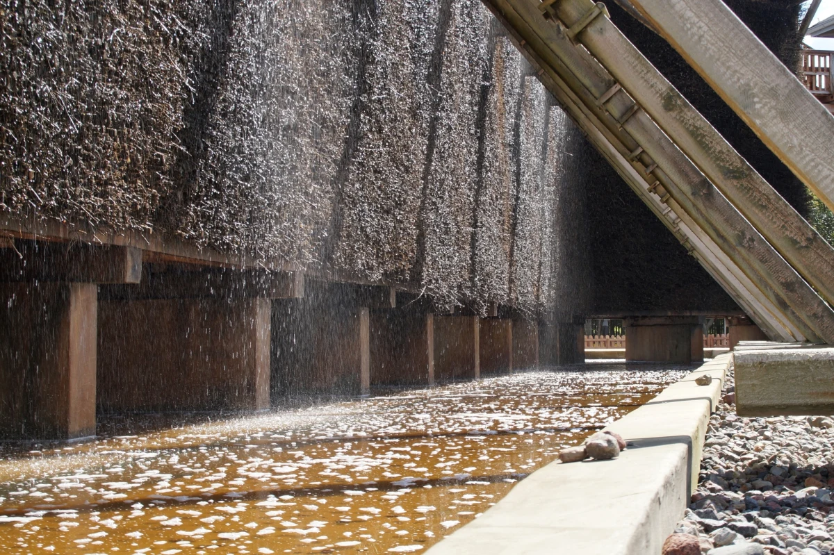 Najpóźniej pod koniec marca 2023 r. ruszy rewitalizacja odwiertu wód solankowych w Jaworzu. Wójt gminy Radosław Ostałkiewicz powiedział, że dobiega już końca opracowanie dokumentacji, która jest niezbędna do rozpoczęcia prac wiertniczych.

