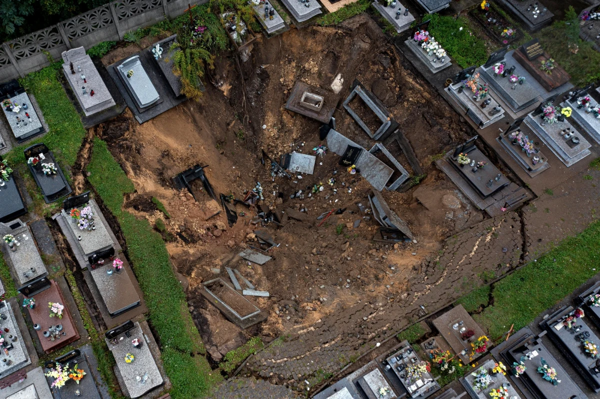 Do połowy lutego będzie gotowa specjalna mapa z miejscami, gdzie w małopolskiej Trzebini może powstać kolejne zapadlisko. Ma to związek ze szkodami górniczymi, jakie powstają po likwidacji kopalni węgla Siersza. 