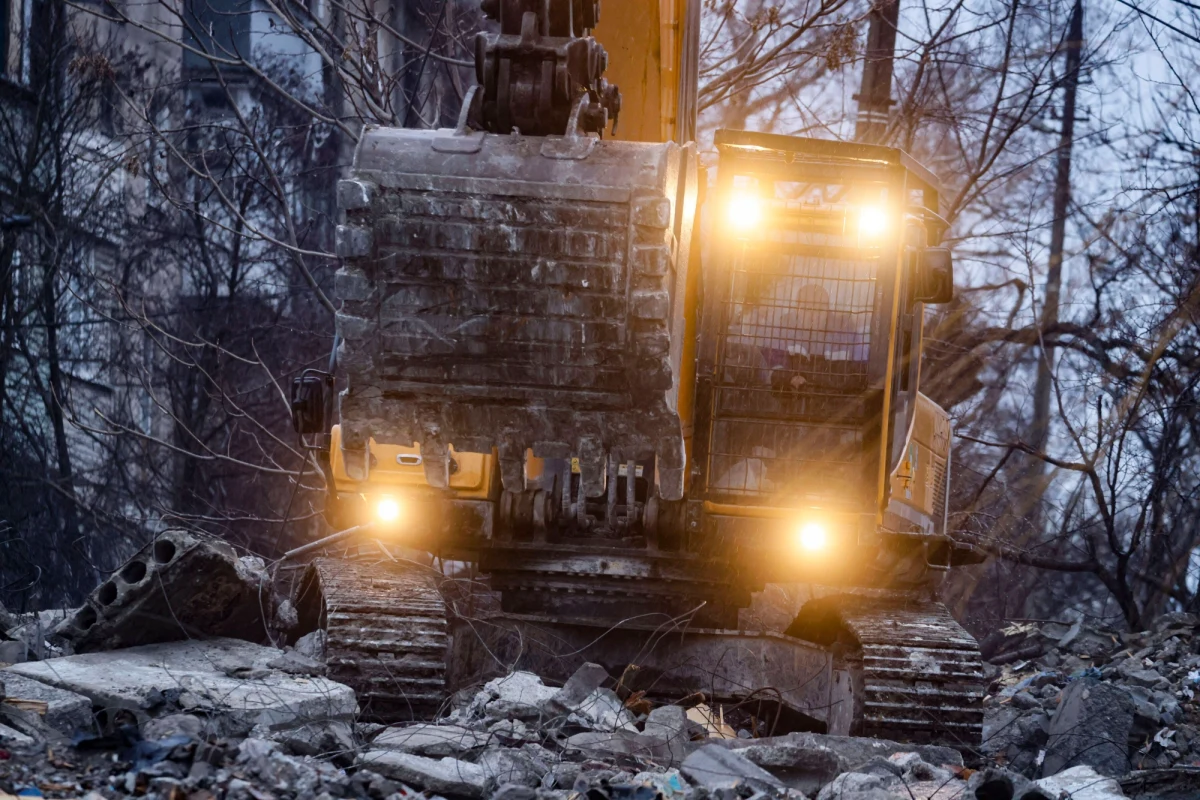 ​W Mariupolu na Ukrainie, mieście zajętym przez wojska rosyjskie, zarejestrowano ruch dwóch kolumn rosyjskiego sprzętu wojskowego w kierunku Berdiańska - poinformował we wtorek doradca mera miasta Petro Andruszczenko.