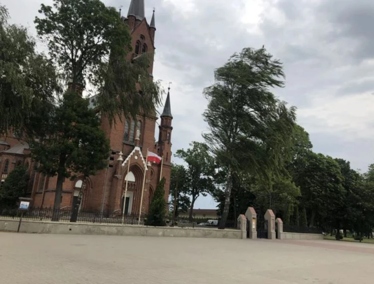 Od 1 stycznia 2023 r. status miasta otrzyma 15 miejscowości. Cztery z nich są w woj. łódzkim, cztery na Mazowszu, dwie w Małopolsce, dwie w woj. świętokrzyski, jedna na Dolnym Śląsku, jedna w woj. śląskim i jedna w Wielkopolsce. Łącznie w Polsce będzie 979 miast.