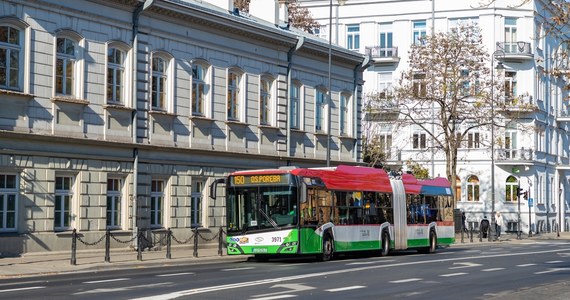 ​Od 2 stycznia wchodzi w życie korekta do korekty rozkładu jazdy komunikacji miejskiej w Lublinie. To kilkanaście zmian, które związane są z tym, że na niektórych kursach jest bardzo mało pasażerów - przekonuje Monika Fisz z Zarządu Transportu Miejskiego. W tle oczywiście szukanie oszczędności.
