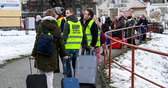 Naszą podstawową przewagą nad Zachodem jest znajomość stosunków z Rosją, świadomość jakim jest sąsiadem i czym się kończy jakakolwiek uległość względem niej - mówiła w internetowym Radiu RMF24 dr Anna Materska-Sosnowska, politolożka z Uniwersytetu Warszawskiego. Stwierdziła, że przez kumulację różnych zdarzeń 2022 rok był jednym z najtrudniejszych w najnowszej historii Polski. 