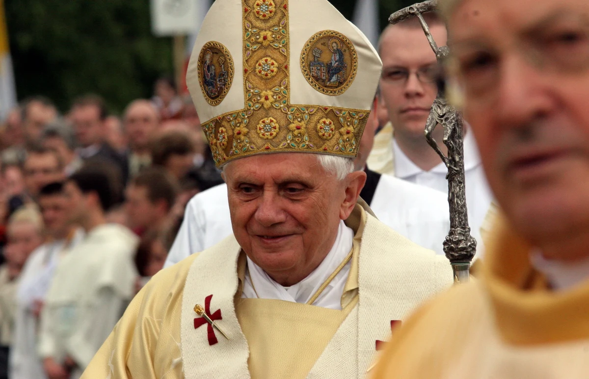 Warszawa, Częstochowa, Wadowice, Kalwaria Zebrzydowska, Kraków i Oświęcim - to miasta, które w 2006 roku odwiedził papież Benedykt XVI w trakcie swojej jedynej pielgrzymki do Polski. Hasłem, które mu towarzyszyło w trakcie podróży, były słowa "Trwajcie mocni w wierze".