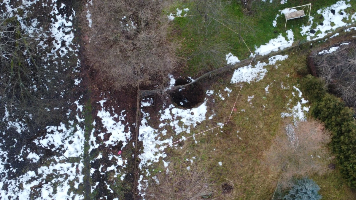 W Trzebini (woj. małopolskie), przy ul. Jana Pawła II, powstało kolejne zapadlisko. Nie ma osób poszkodowanych.