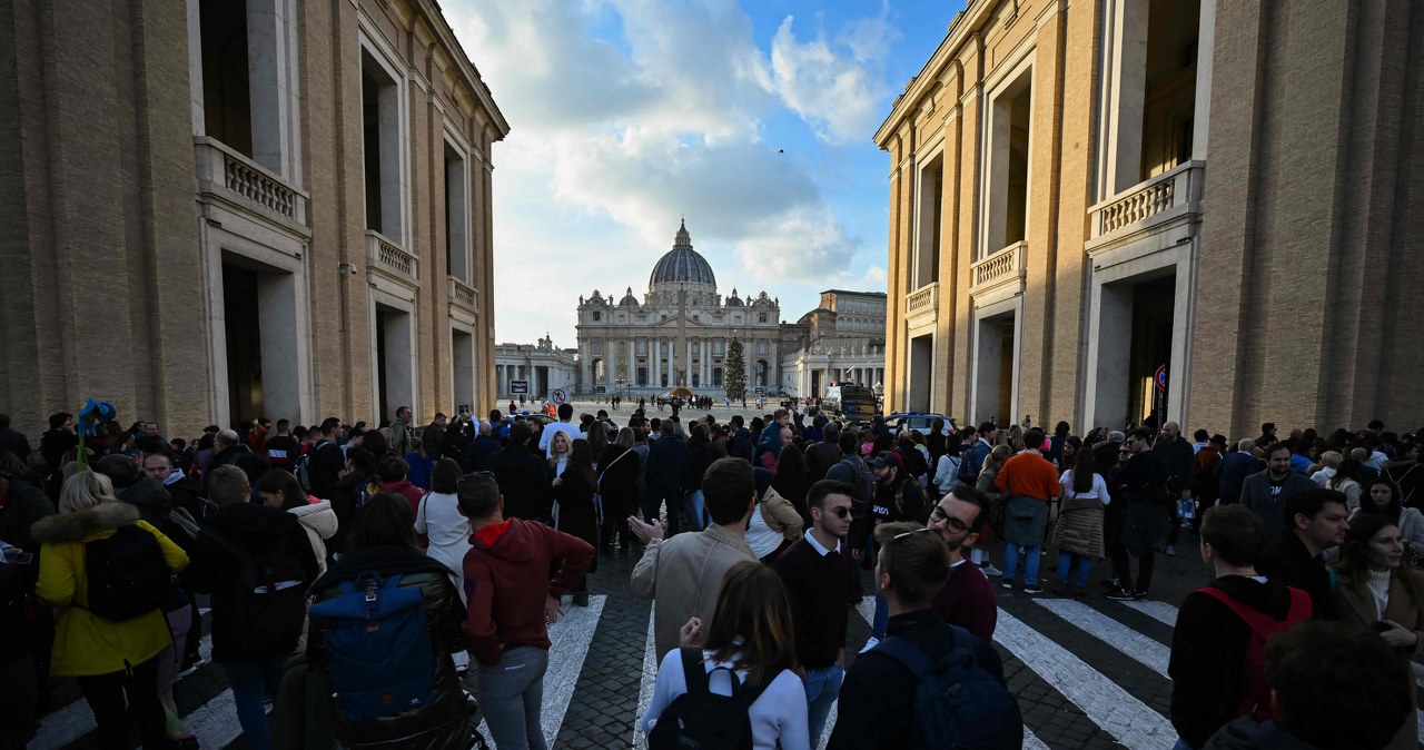 Najbardziej zatłoczone przez turystów kraje. Całe podium z Europy