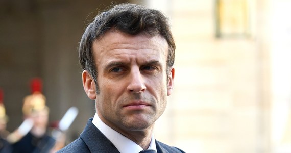 Francuski prezydent Emmanuel Macron zapowiedział, że w nadchodzącym roku "Francja będzie niezłomnie stała przy Ukrainie aż do jej zwycięstwa. "Będziemy razem, aby zbudować sprawiedliwy i trwały spokój" - przekazał Macron w telewizyjnym orędziu z okazji Nowego Roku, cytowanym przez agencje AFP i Reuters.