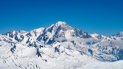 Afera we Francji. Alpiniści biwakowali na szczycie Mont Blanc 