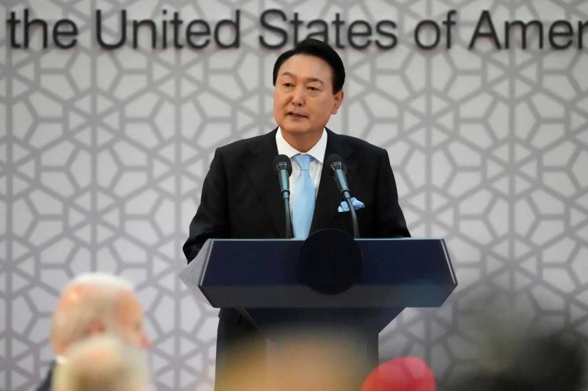 ​Stany Zjednoczone nie rozmawiają obecnie z Koreą Południową o wspólnych ćwiczeniach nuklearnych - poinformował w poniedziałek prezydent Joe Biden, zaprzeczając tym samym uwagom na ten temat swego południowokoreańskiego odpowiednika w obliczu rosnących napięć z Koreą Północną.