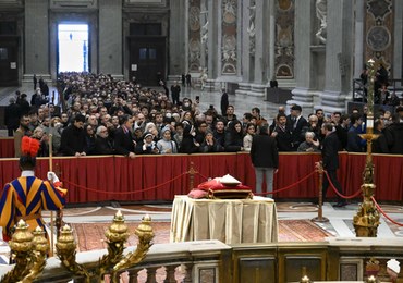 Świat żegna Benedykta XVI. W czwartek uroczystości pogrzebowe 