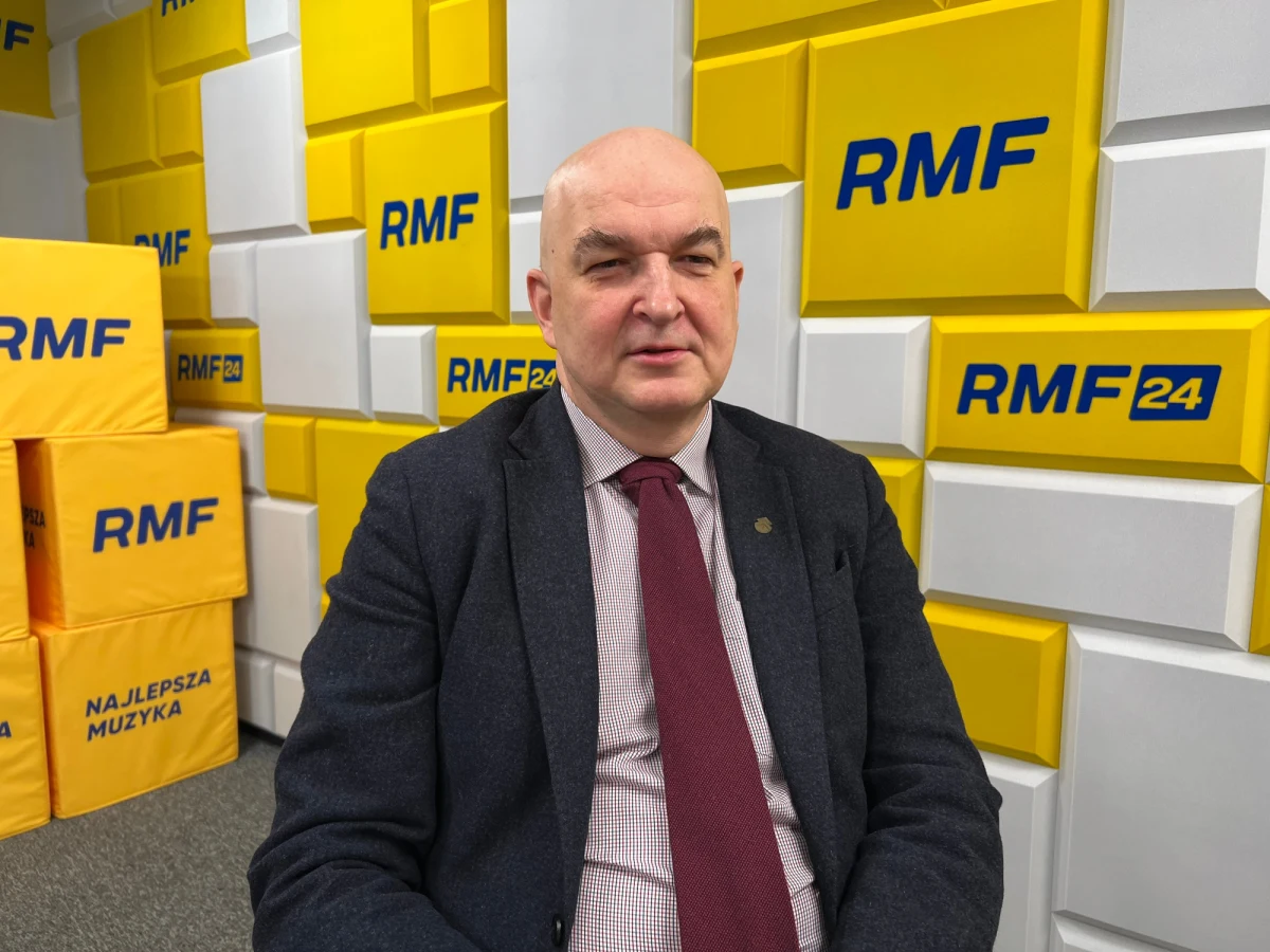 "Czy w tym roku wojna w Ukrainie się skończy" - zapytał Robert Mazurek Sławomira Dębskiego w Porannej rozmowie w RMF FM. "Obawiam się, że nie" - odparł szef Polskiego Instytutu Spraw Międzynarodowych. "Rosja nie zrewidowała swoich celów i będzie dążyć do zniszczenia państwa ukraińskiego" - stwierdził szef PISM. 