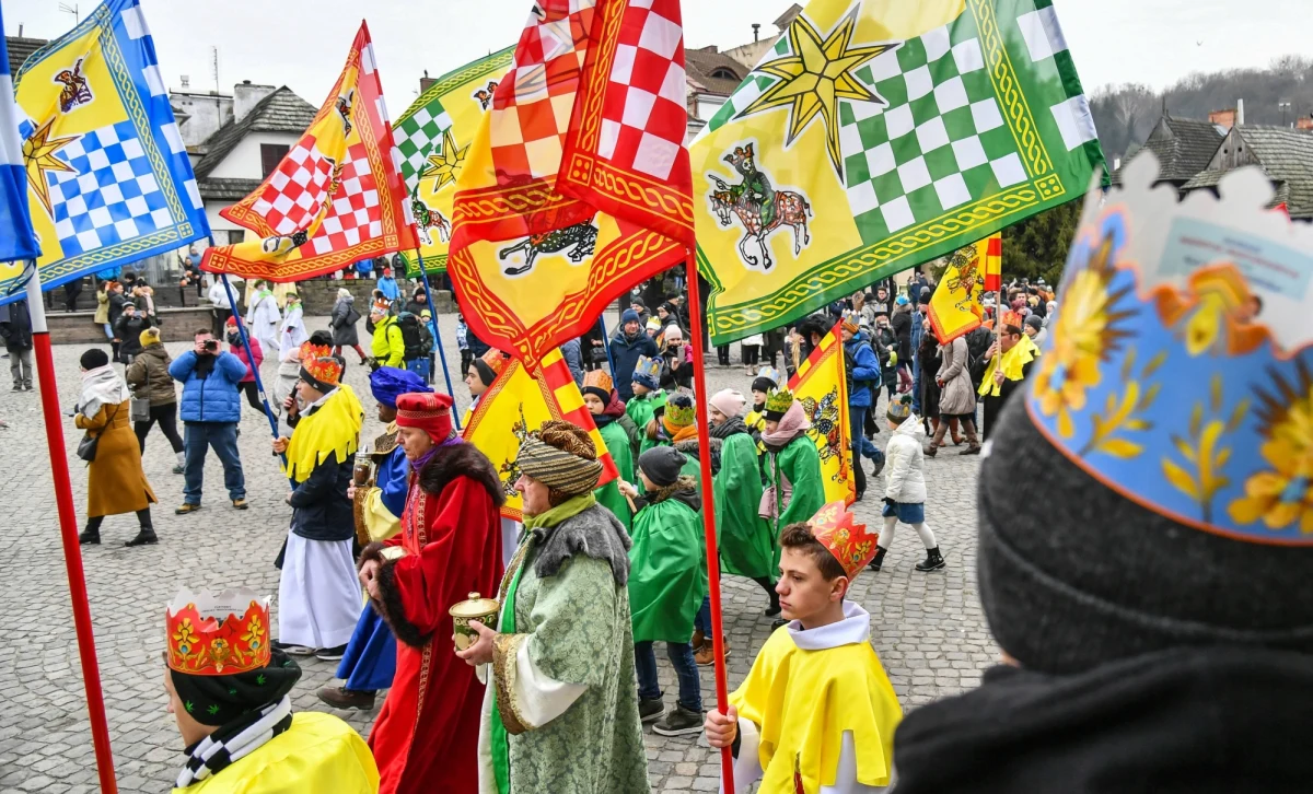 Już po raz dziesiąty ulicami Olsztyna przejdzie Orszak Trzech Króli. W tym roku, w związku z budową linii tramwajowych, trasy poszczególnych orszaków zostały zmienione. Trzy orszaki zawsze spotykały się na placu Solidarności, tym razem będzie to plac Ksawerego Dunikowskiego. 