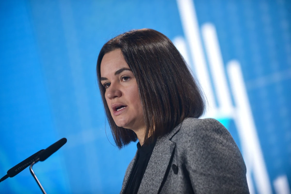 ​17 stycznia w Mińsku odbędzie się rozprawa Swiatłany Cichanouskiej - poinformował opozycyjny białoruski portal Nasza Niwa. Przebywająca na emigracji liderka białoruskiej opozycji jest oskarżana przez reżim w Mińsku m.in. o zdradę stanu.