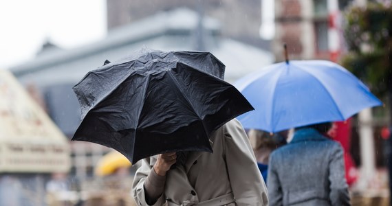 Pogorszenie pogody. Instytut Meteorologii i Gospodarki Wodnej ostrzega przed silnym wiatrem i intensywnymi opadami deszczu. Dla części regionów Polski wydano alerty. 