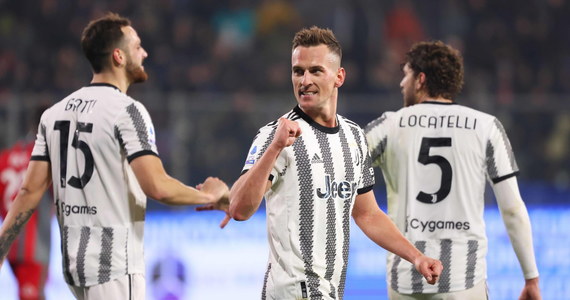 Arkadiusz Milik zapewnił Juventusowi wyjazdową wygraną 1:0 z Cremonese w 16. kolejce włoskiej Serie A. Polak trafił z rzutu wolnego tuż przed końcem spotkania.