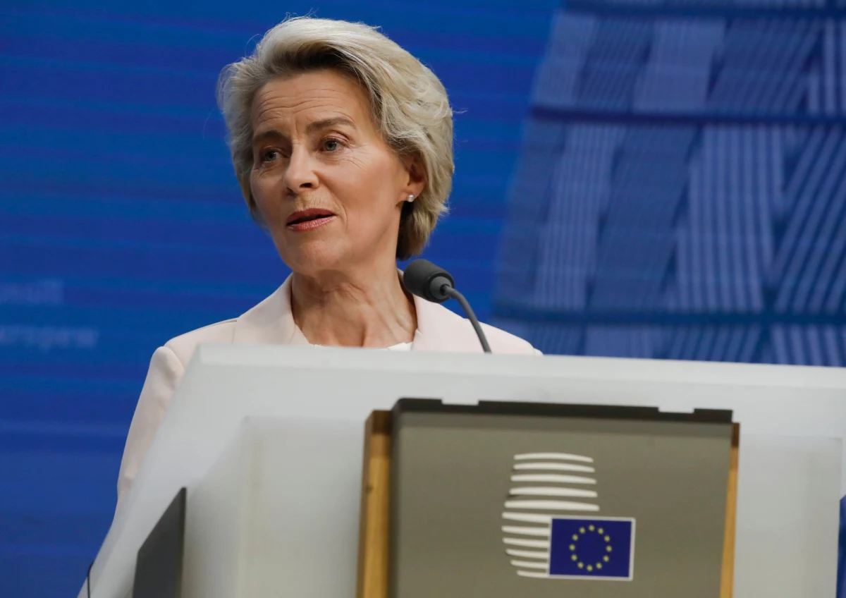 Szefowa Komisji Europejskiej Ursula von der Leyen wypowiedziała wojnę wilkom. Po tym, gdy jej ulubiony kucyk Dolly został zagryziony w jej niemieckiej posiadłości, przewodnicząca Komisji Europejskiej zarządziła szczegółowe dochodzenie w sprawie zagrożenia, które stwarzają wilki w Unii Europejskiej. A sprawca śmierci kucyka został zastrzelony - informuje korespondentka RMF FM w Brukseli Katarzyna Szymańska-Borginon.