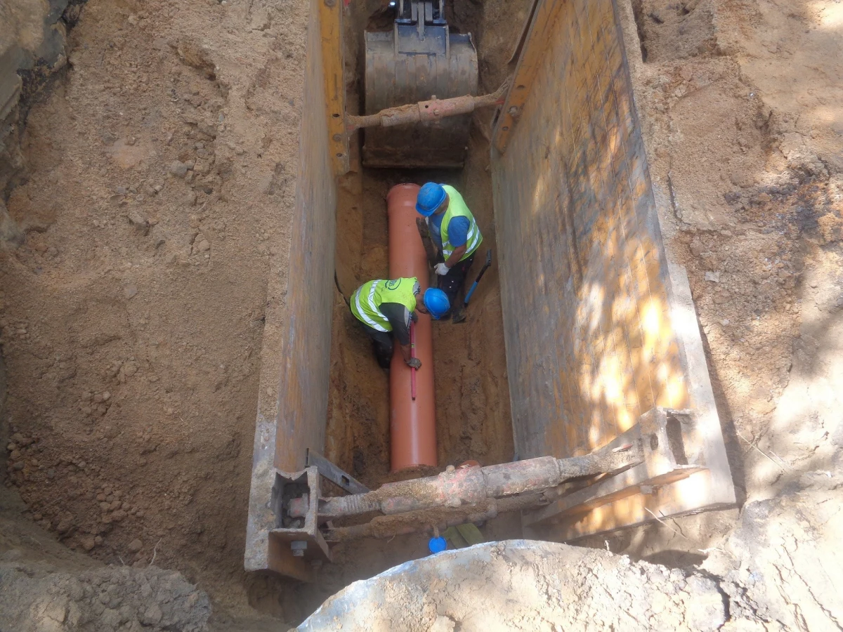 W Katowicach powstało 19 z 25 planowanych podziemnych zbiorników deszczowych o łącznej docelowej pojemności 11 tys. m sześc. wody – podały w czwartek władze miasta. W ubiegłym roku Katowice ukończyły m.in. pięć inwestycji w infrastrukturę kanalizacyjną o łącznej wartości 98 mln zł.