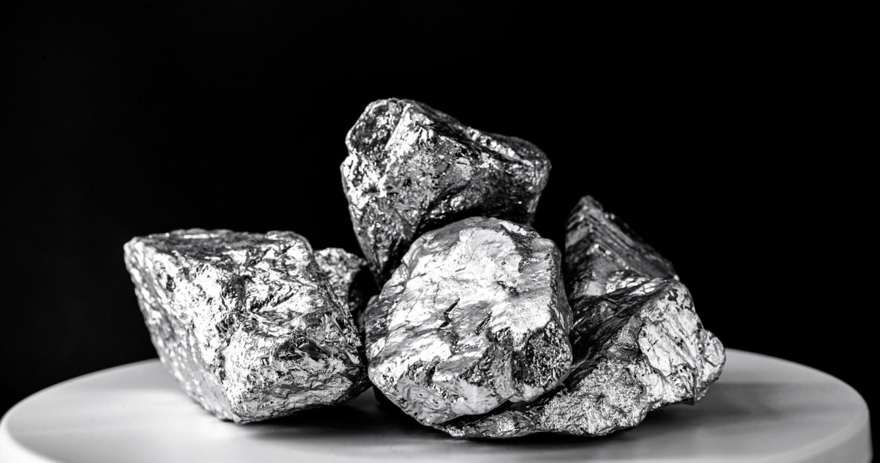 Coraz droższe metale. Nowi faworyci rynków. Konkurenci złota i srebra