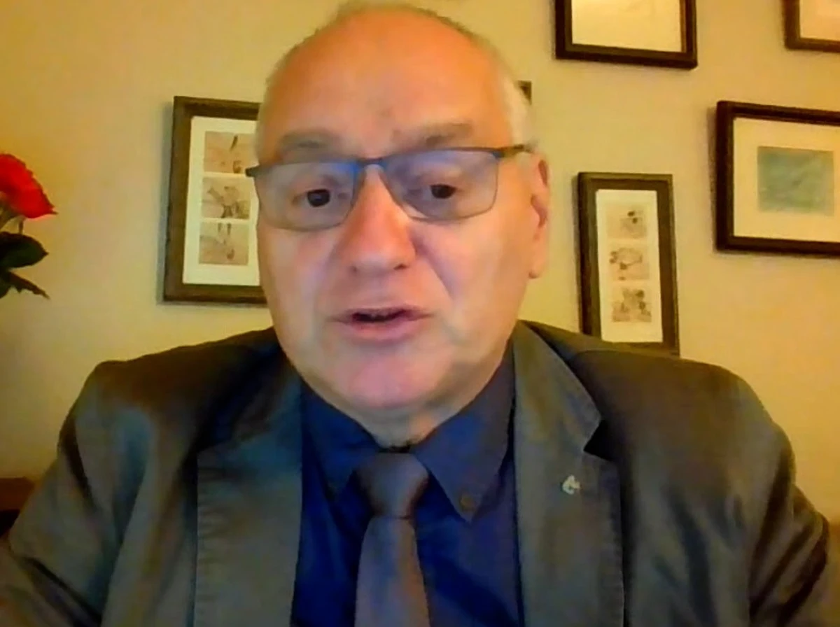 "Putin chce zyskać na czasie. Tak naprawdę ma ogromne problemy z dostarczeniem zaopatrzenia dla swoich wojsk, które są na pierwszej linii frontu, w związku z czym (poprzez proponowany przez Rosję "świąteczny rozejm" - przyp. red.) być może będzie chciał uzyskać dostęp do tego, żeby dostarczyć paliwo, amunicję, a także wymienić ludzi. Mam nadzieję, że Ukraińcy się na to po prostu nie zgodzą" - mówi w Popołudniowej rozmowie w RMF FM komandor rezerwy Maksymilian Dura, ekspert portalu Defence24.