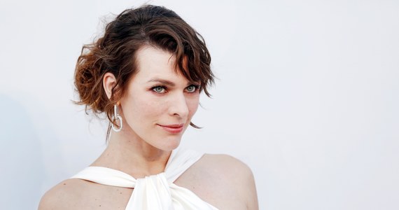 "In the Lost Lands" - to film, nad którym obecnie pracuje hollywoodzka gwiazda Milla Jovovich. Aktorka obecnie przebywa z rodziną w Krakowie, a czas pomiędzy kręceniem scen spędza na zwiedzaniu miasta.