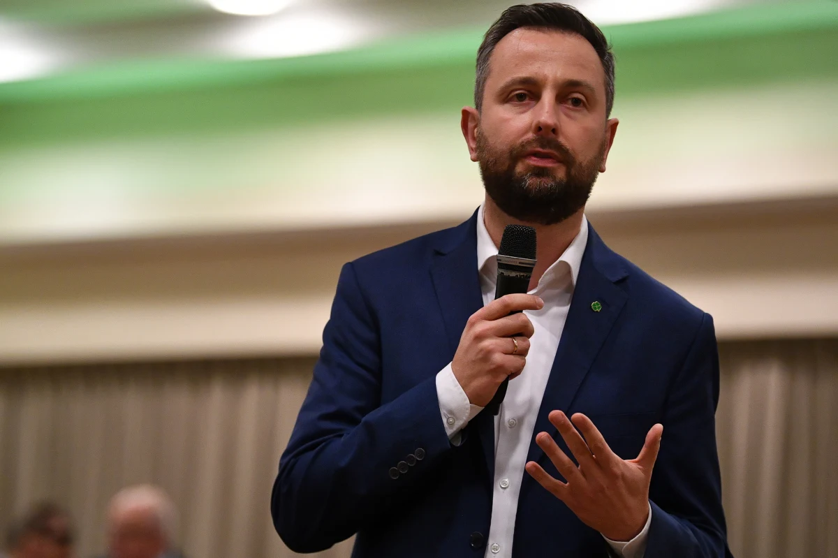 Wychodzimy z pozytywnym programem dla trzech pokoleń - powiedział w czwartek w Kielcach lider PSL Władysław Kosiniak-Kamysz, przedstawiając założenia inicjatywy programowej ludowców "Uczciwa Polska". To też pokazanie naszej filozofii, która powinna wejść w życie - kraj naszych marzeń - dodał szef ludowców.