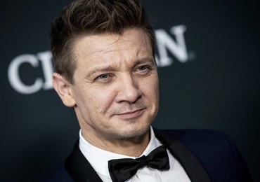 Jeremy Renner nagrał film ze szpitala. "Niesamowite spa"