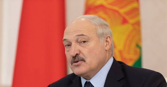 Białoruski polityk opozycyjny Paweł Łatuszka twierdzi, że Alaksandr Łukaszenka może w każdej chwili ogłosić mobilizację i przyłączyć się do Rosji w wojnie z Ukrainą. Wskazał także na "strategiczny błąd" Zachodu.
