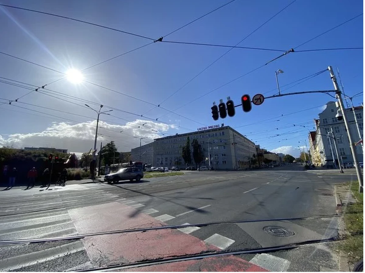 Od dzisiaj ponownie zmieniona zostanie organizacja ruchu w centrum Gdańska - na skrzyżowaniu ulic 3 Maja i Nowe Ogrody. Po przerwie świąteczno-noworocznej, drogowcy będą kontynuowali prace związane z budową odwodnienia i kolektora deszczowego.